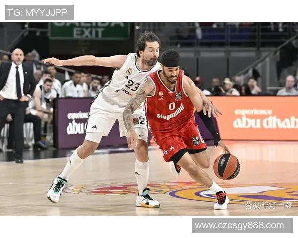 库里连续30场比赛砍下30+!追平乔丹纪录